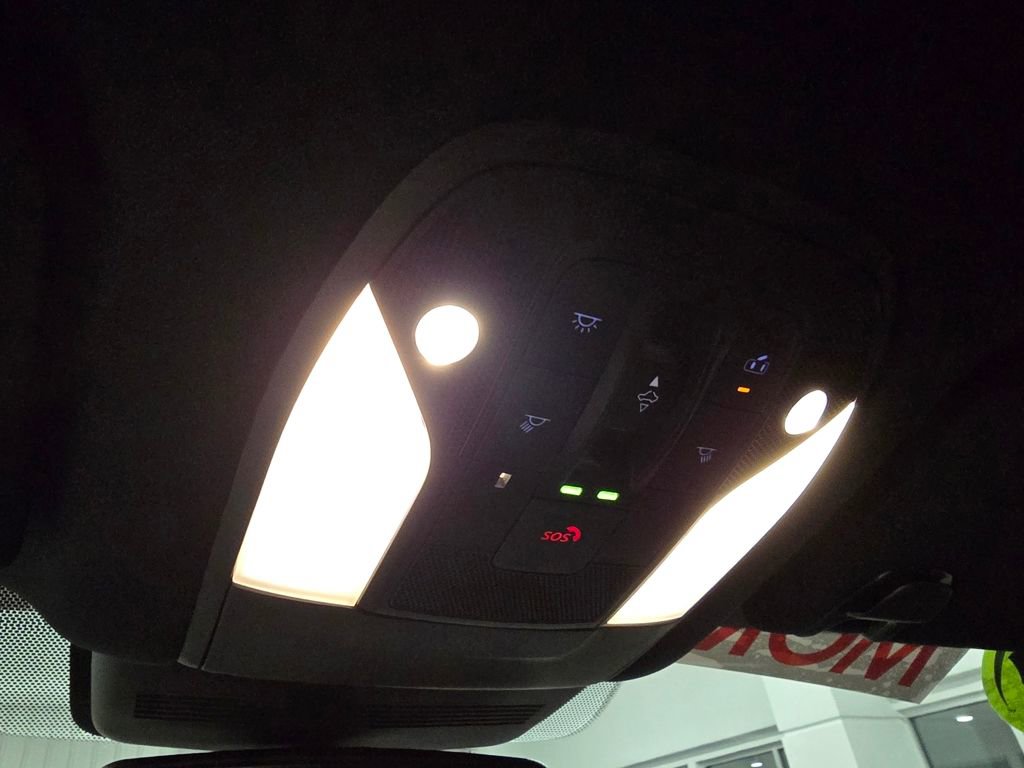 Used 2022 INFINITI QX50 Luxe w/ Appearance Package image 27