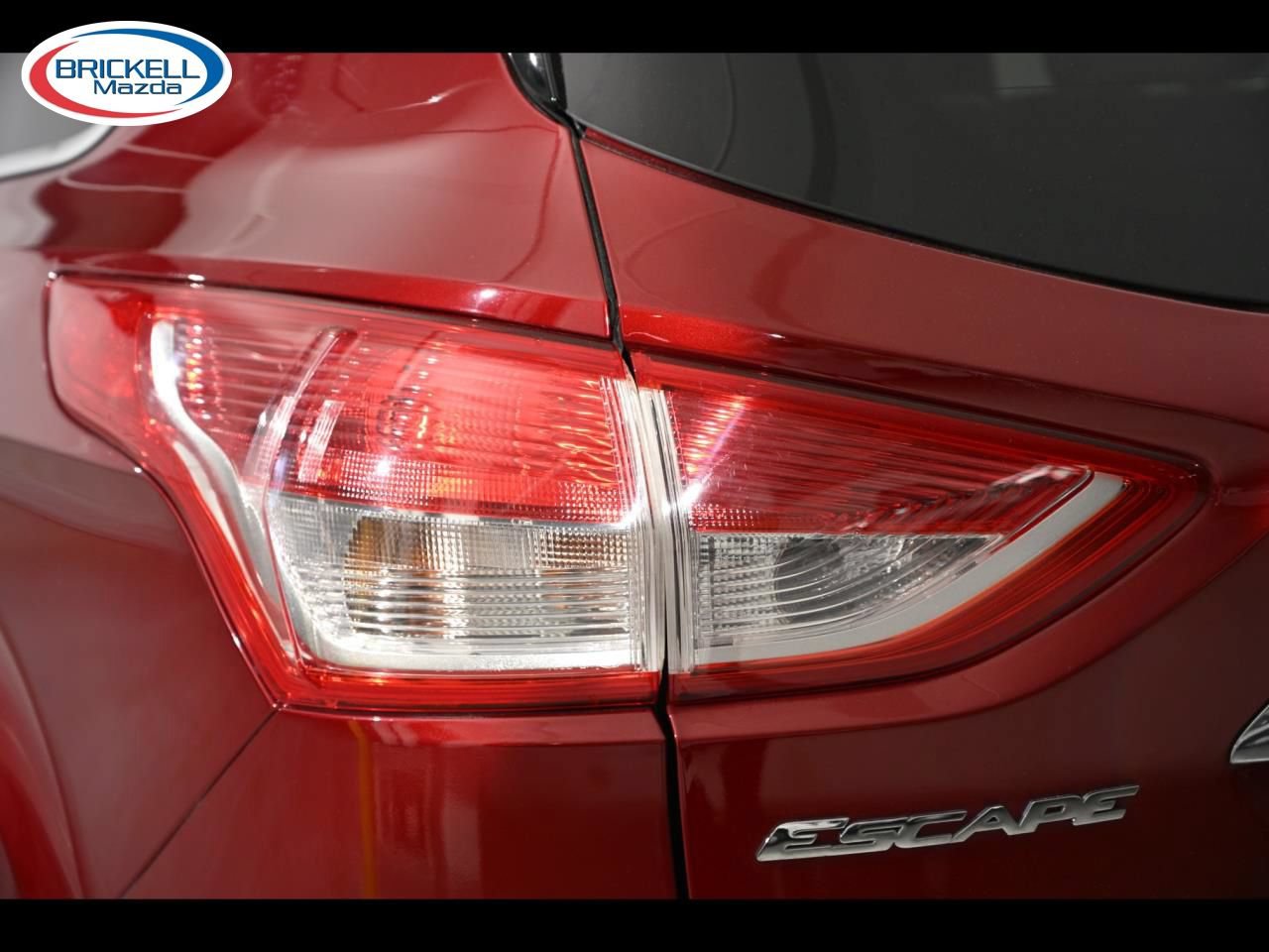 Used 2015 Ford Escape Titanium w/ Equipment Group 301A FWD image 10