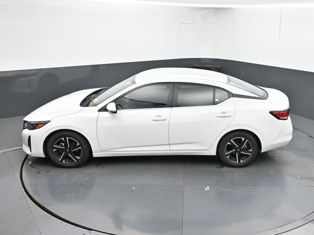 Used 2024 Nissan Sentra SV FWD image 37