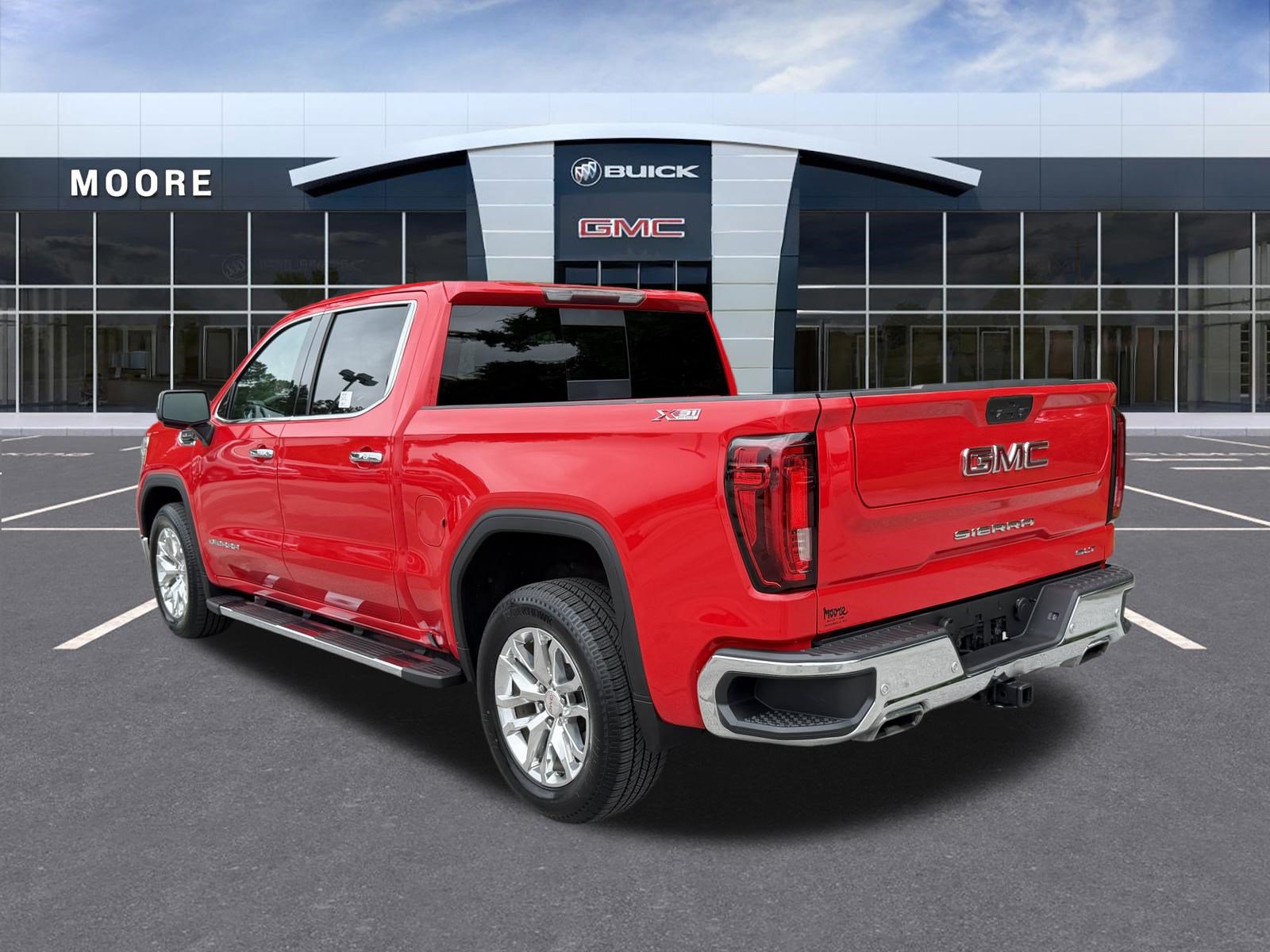 Used 2020 GMC Sierra 1500 SLT w/ SLT Premium Plus Package AWD/4WD image 5