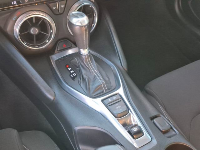 Used 2018 Chevrolet Camaro LT RWD image 12