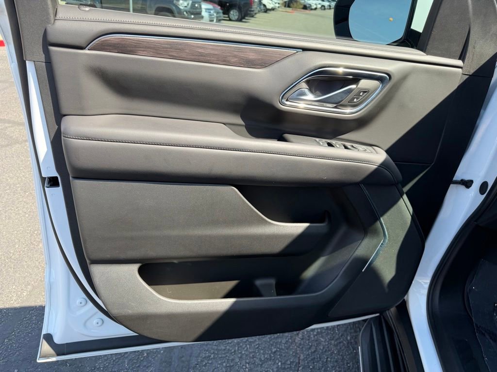 Used 2024 Chevrolet Tahoe LS AWD/4WD image 24