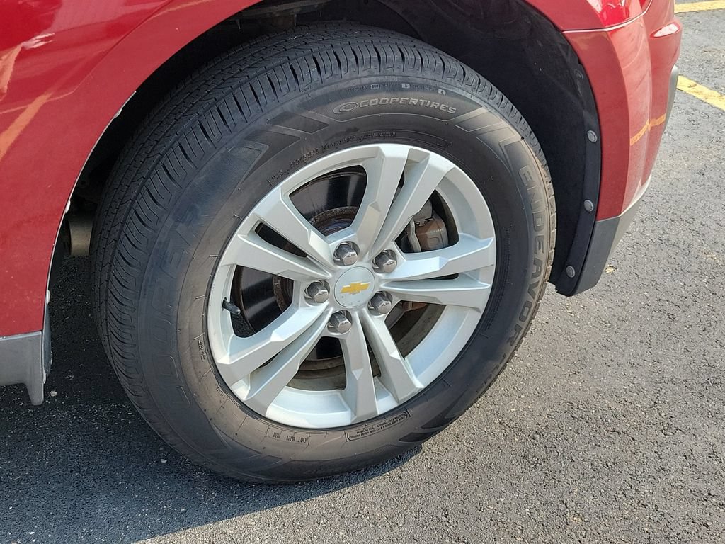 Used 2010 Chevrolet Equinox LT FWD image 6