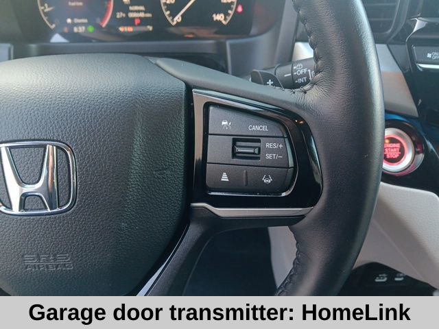 Used 2025 Honda Odyssey Touring image 11