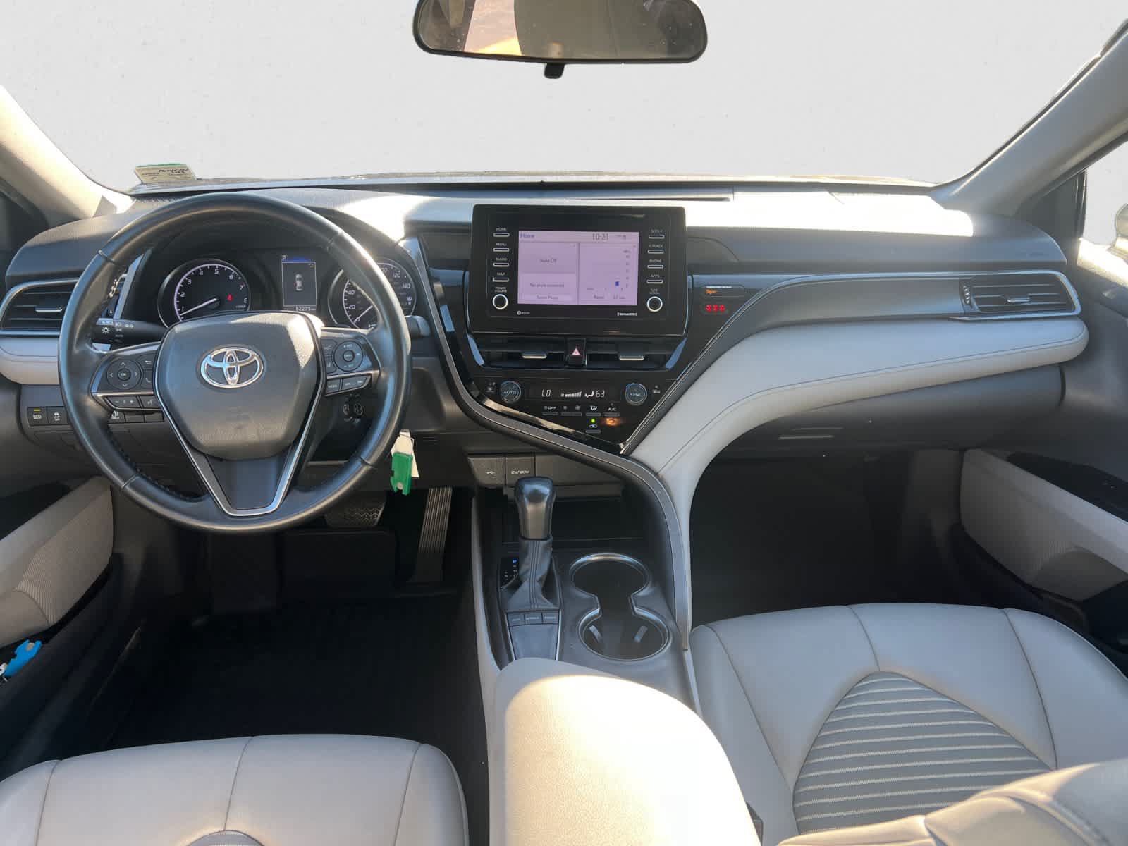 Used 2023 Toyota Camry SE FWD image 12