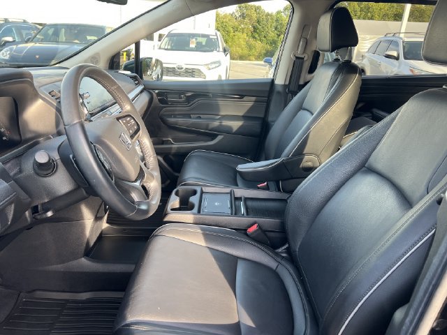 Used 2025 Honda Odyssey Touring image 13