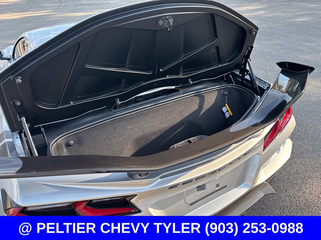 Used 2026 Chevrolet Corvette Z06 w/ Z07 Performance Package RWD image 9