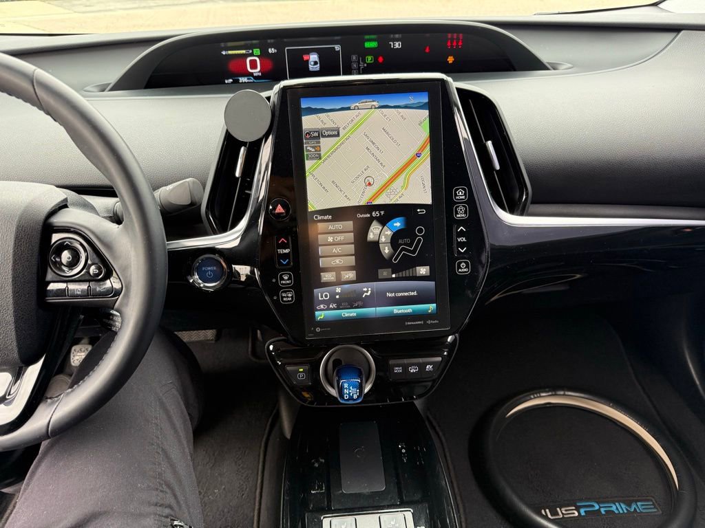 Used 2022 Toyota Prius Prime XLE image 9