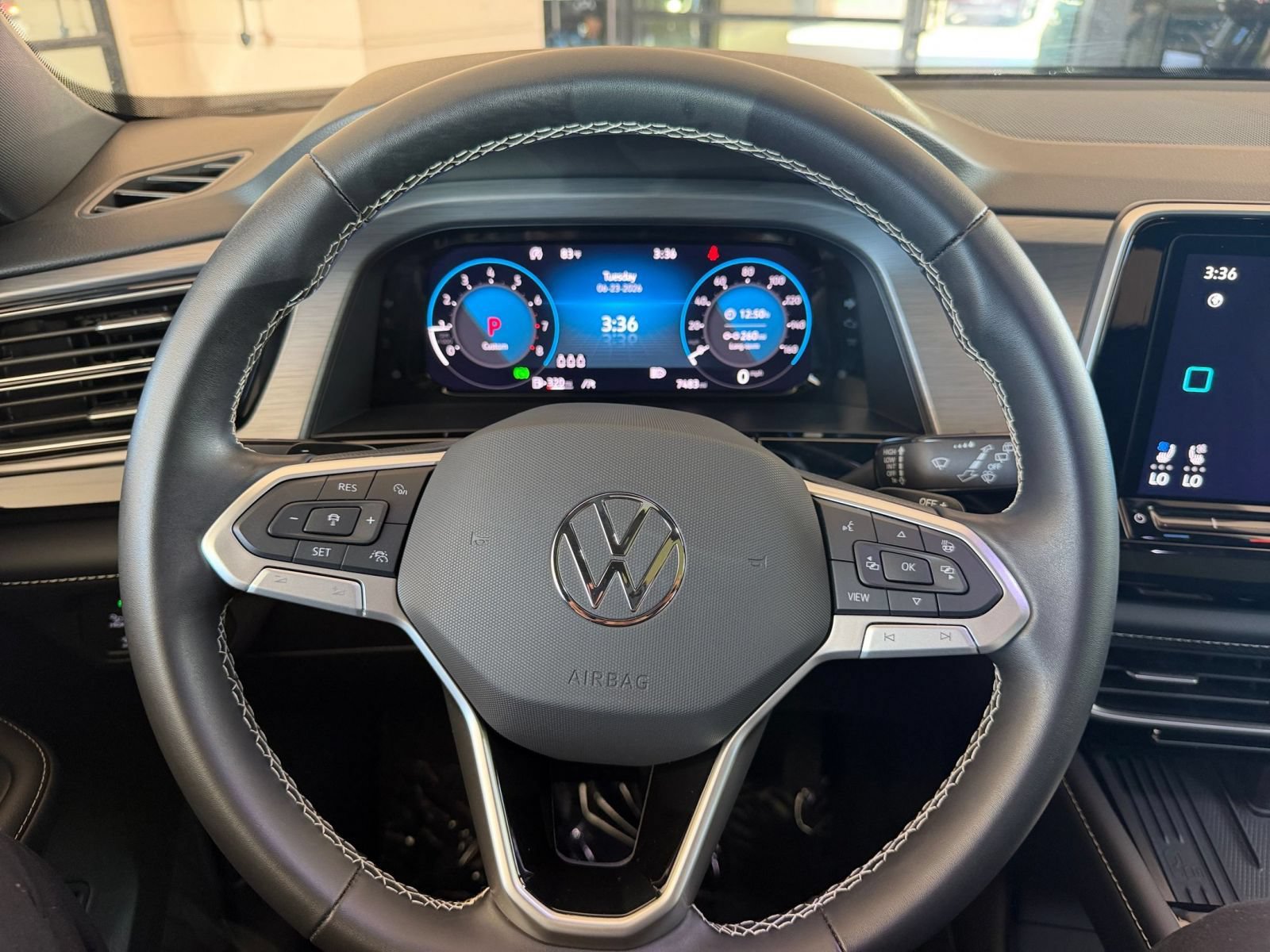Used 2026 Volkswagen Atlas Cross Sport SE FWD image 27