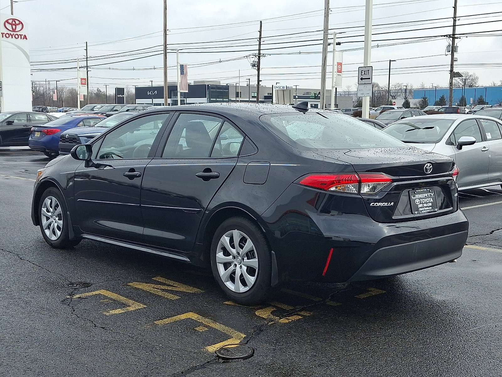 Used 2024 Toyota Corolla LE image 4