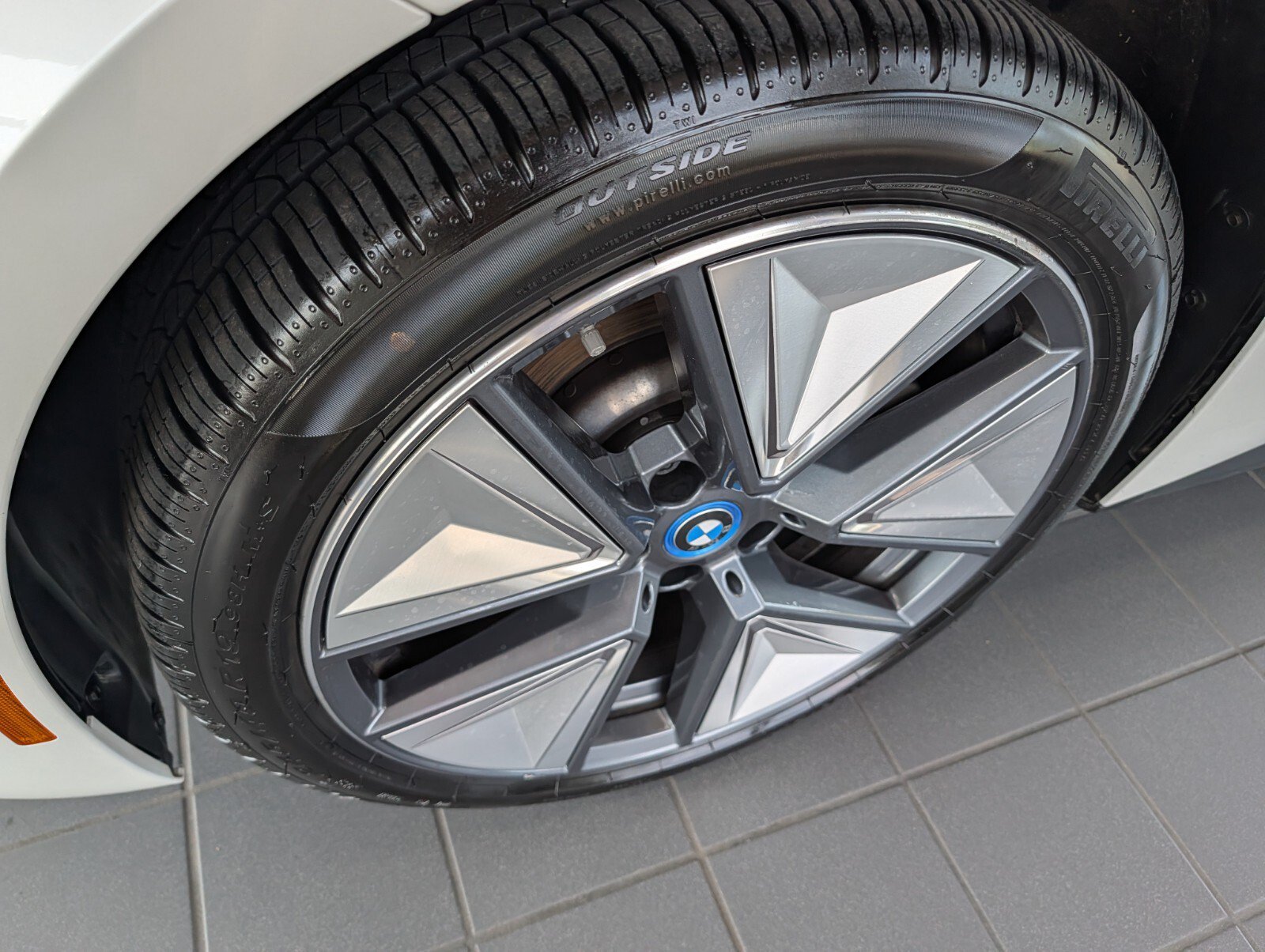 Certified 2023 BMW i4 eDrive35 w/ Premium Package RWD image 9