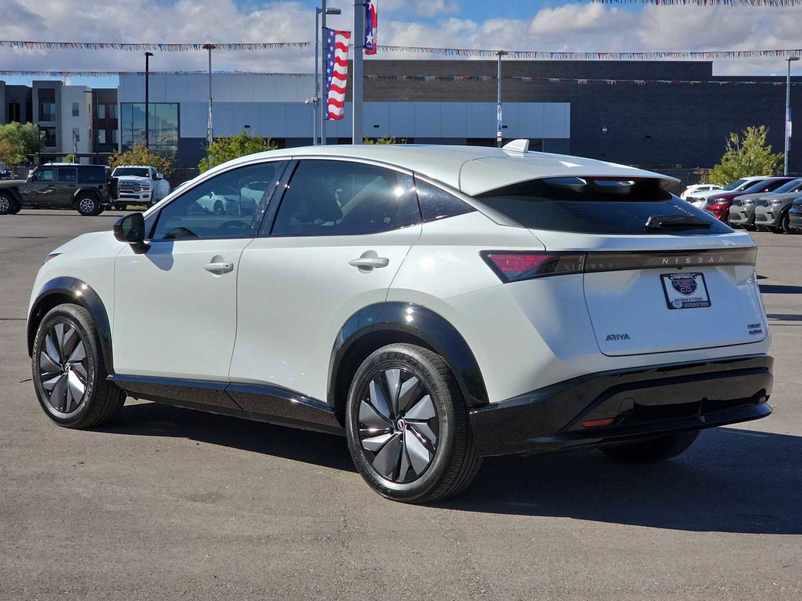 Used 2023 Nissan Ariya AWD image 7