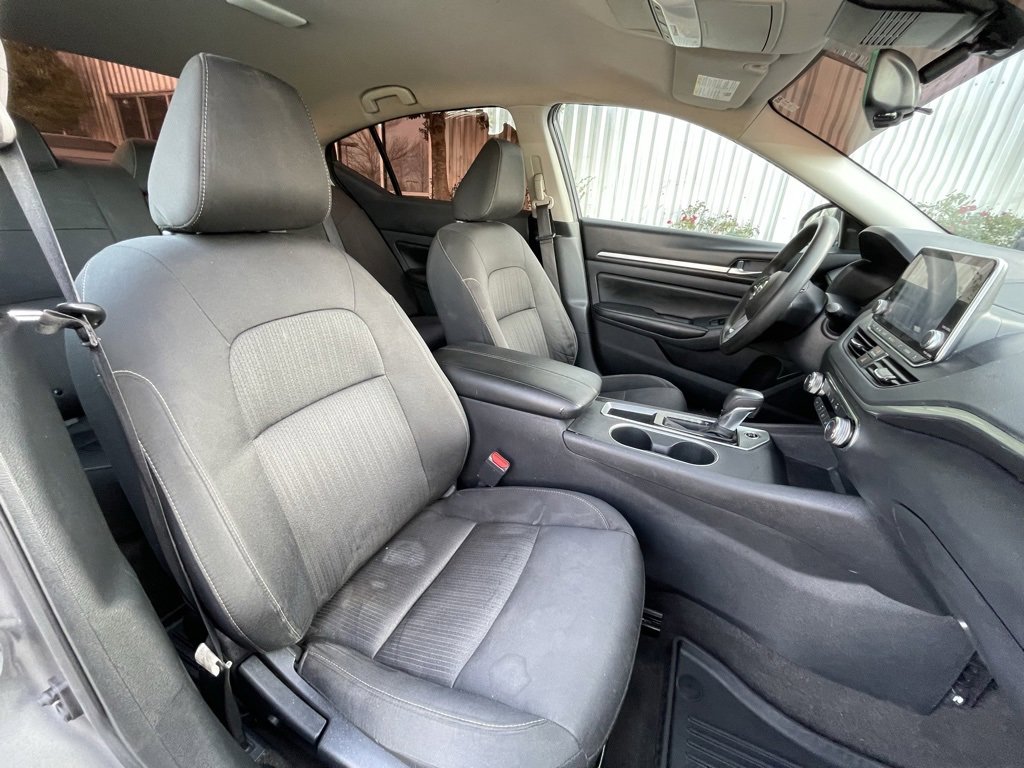 Used 2022 Nissan Altima 2.5 SV image 18