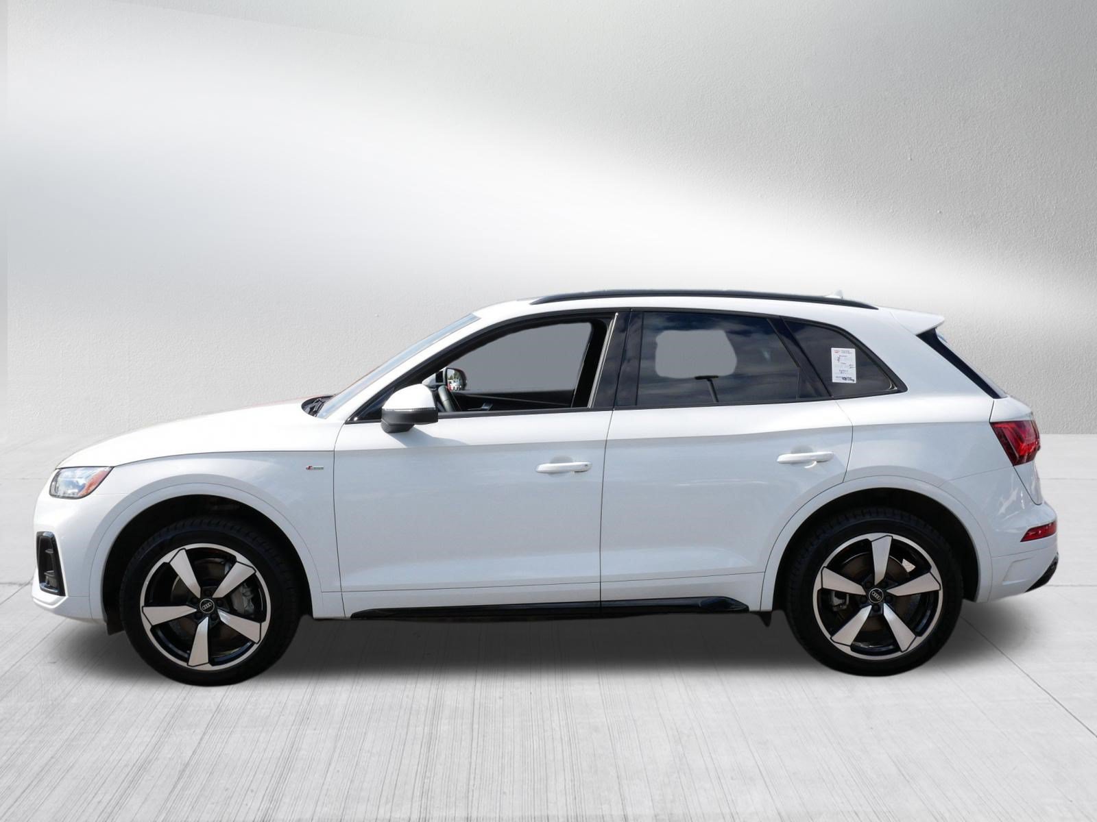 Used 2023 Audi Q5 2.0T Premium Plus w/ Premium Plus Package AWD/4WD image 4