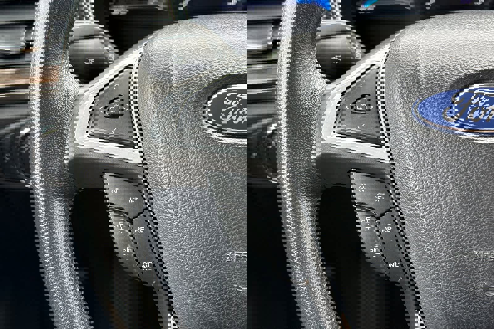 Used 2013 Ford Fusion SE image 24