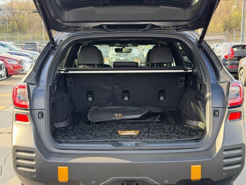 Used 2025 Subaru Outback Wilderness image 5