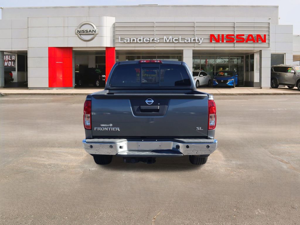 Used 2016 Nissan Frontier SL w/ Moonroof Package image 4