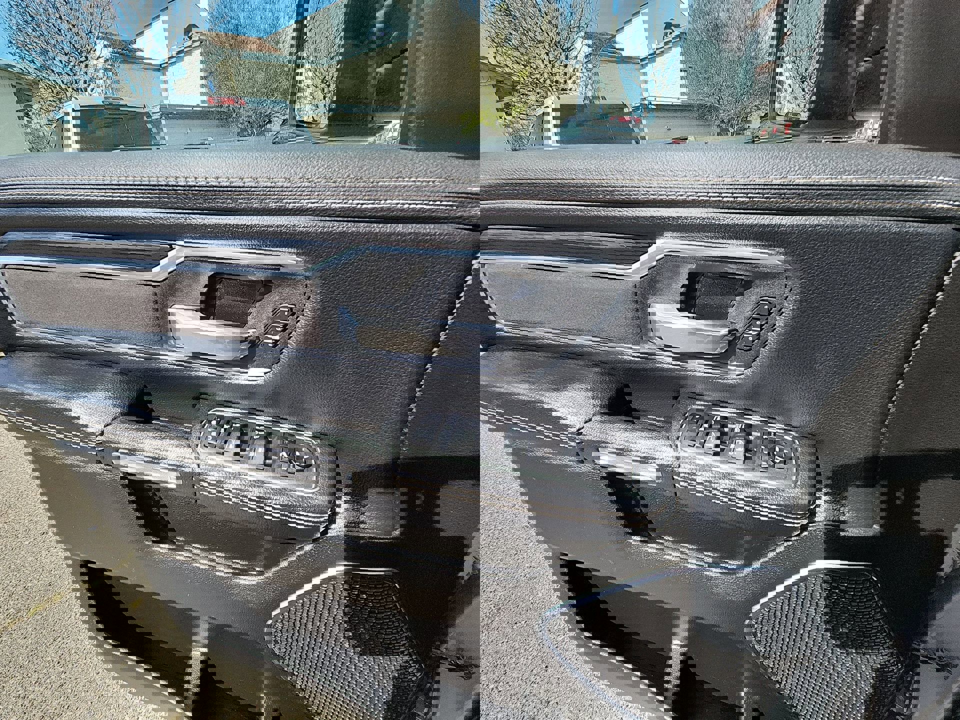 Certified 2024 RAM 1500 Laramie image 15