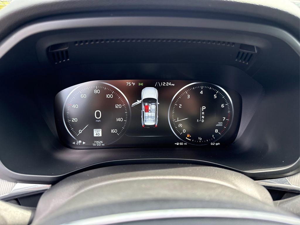 Used 2018 Volvo XC60 T5 R-Design w/ Convenience Package image 24
