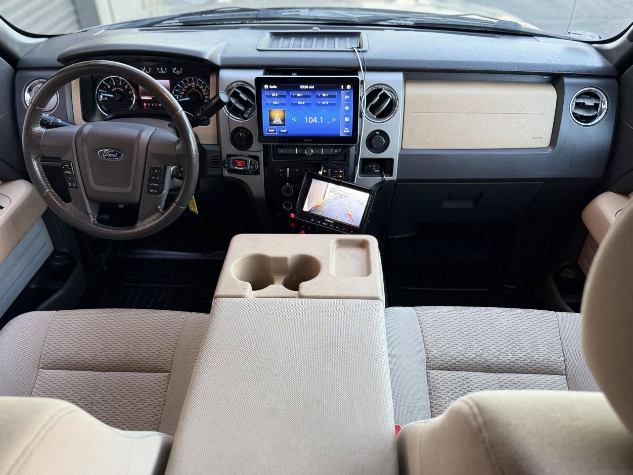 Used 2011 Ford F150 XLT w/ XLT Chrome Pkg AWD/4WD image 15