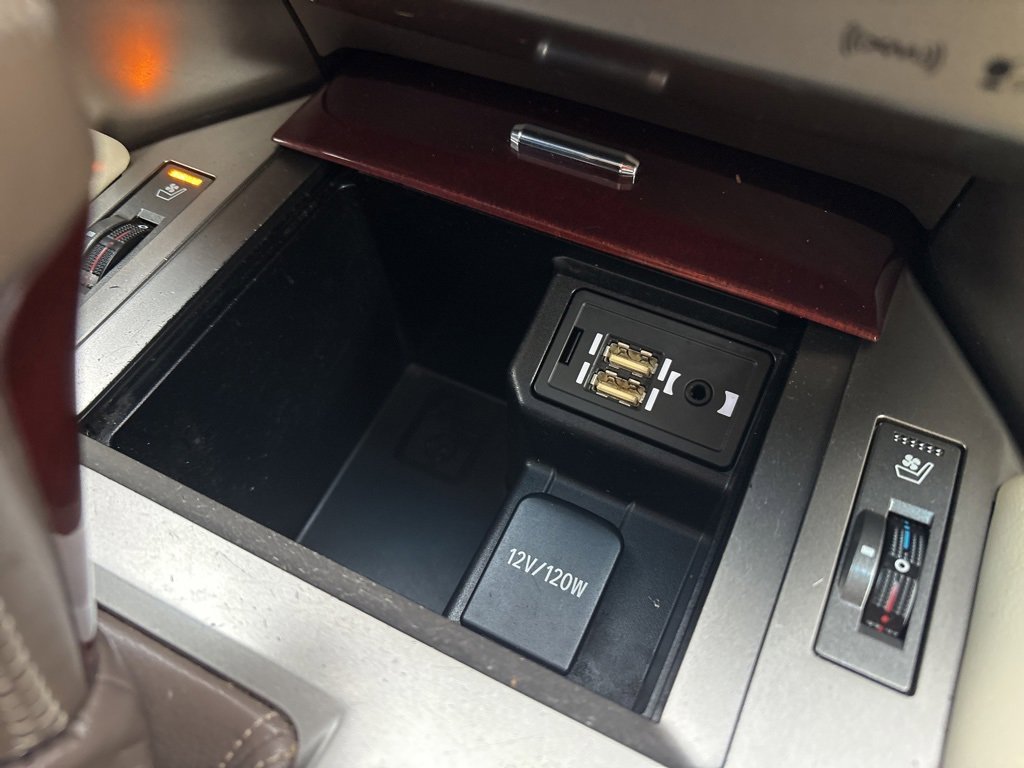 Used 2017 Lexus GX 460 image 24