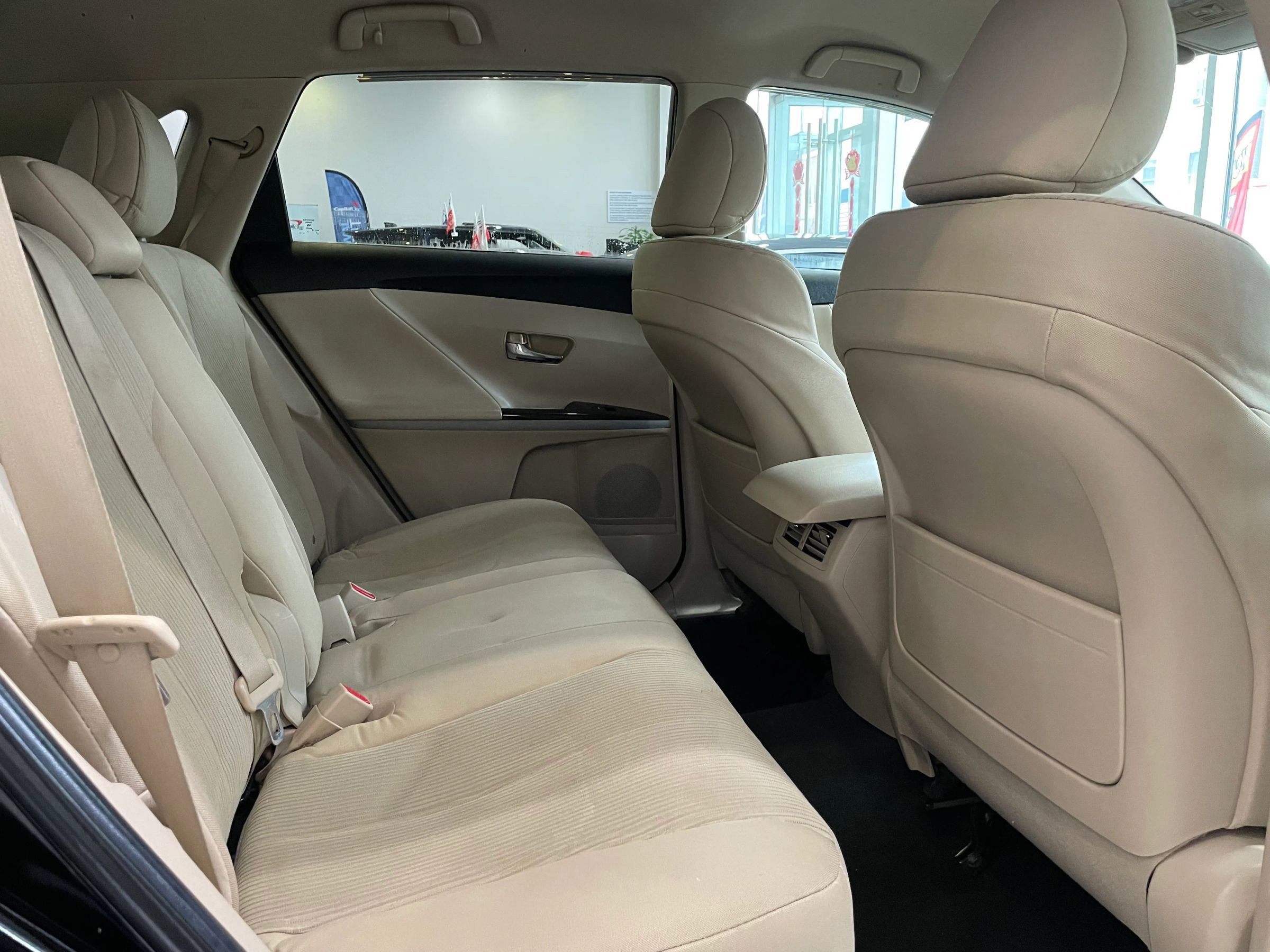 Used 2012 Toyota Venza LE AWD/4WD image 21