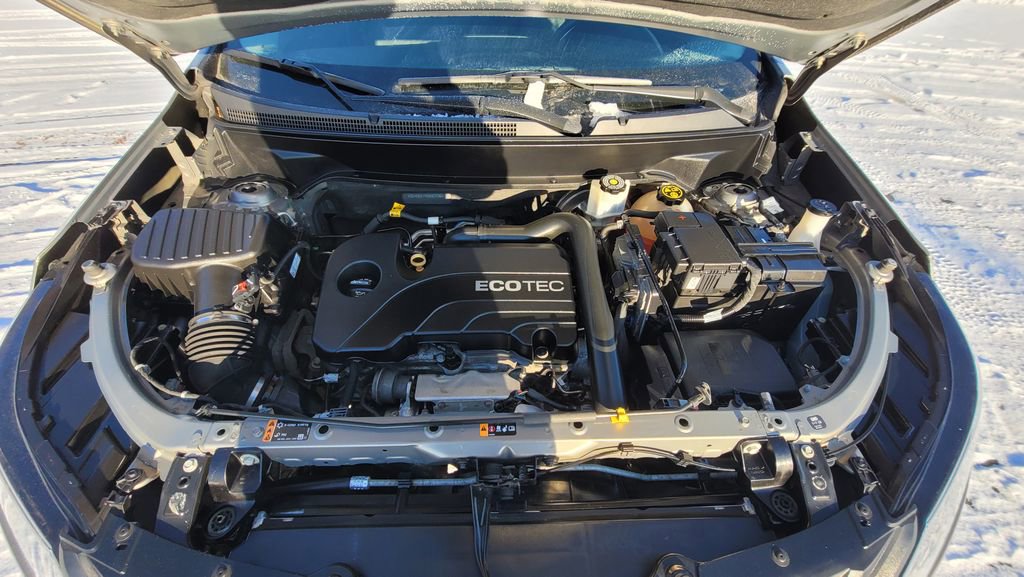 Used 2019 Chevrolet Equinox LT image 17