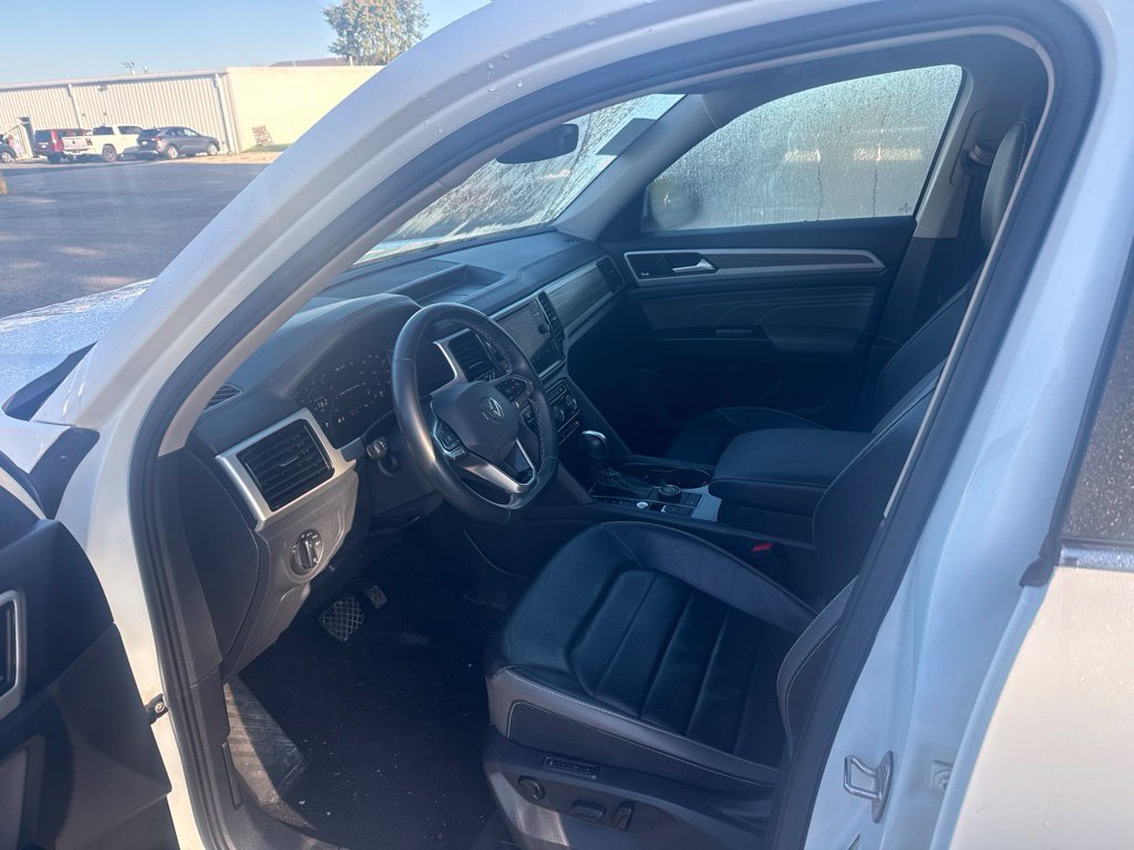 Used 2022 Volkswagen Atlas SEL AWD/4WD image 9
