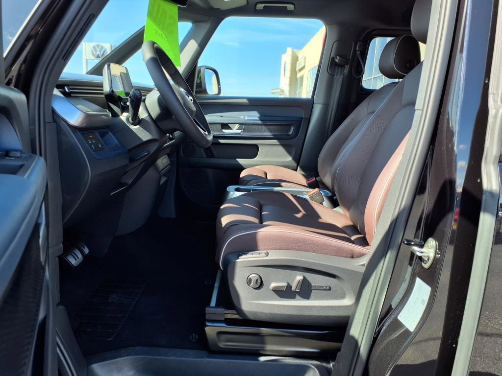 New 2025 Volkswagen ID. Buzz Pro S image 9