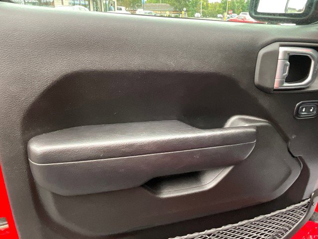Used 2024 Jeep Wrangler Sport S image 26