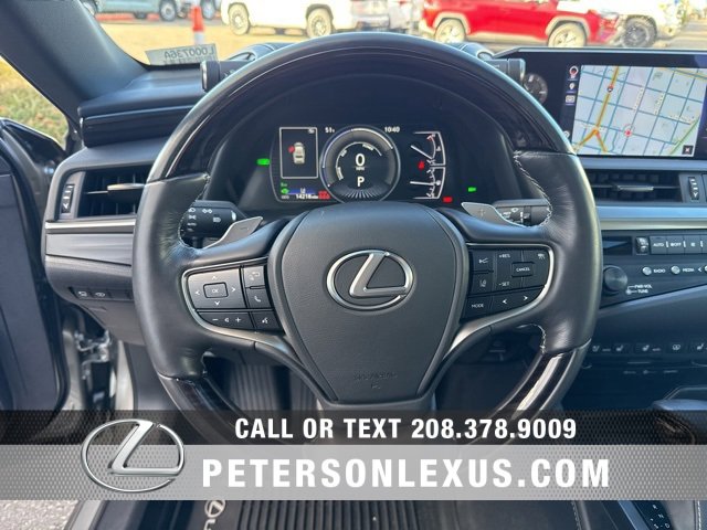 Used 2019 Lexus ES 300h w/ Luxury Package image 23