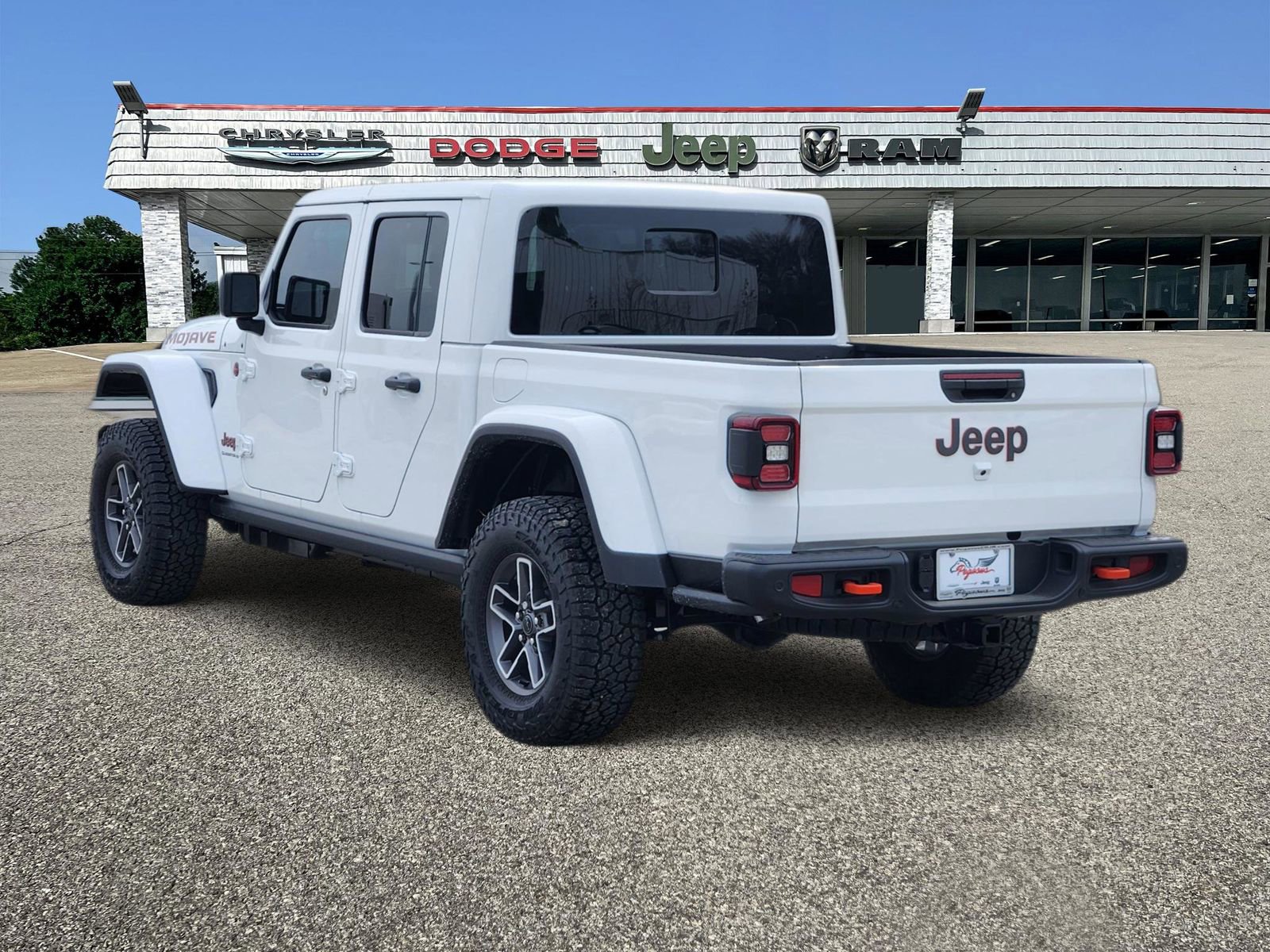 New 2026 Jeep Gladiator Mojave image 4