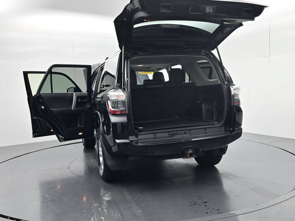 Used 2021 Toyota 4Runner SR5 Premium w/ Moonroof Package AWD/4WD image 64
