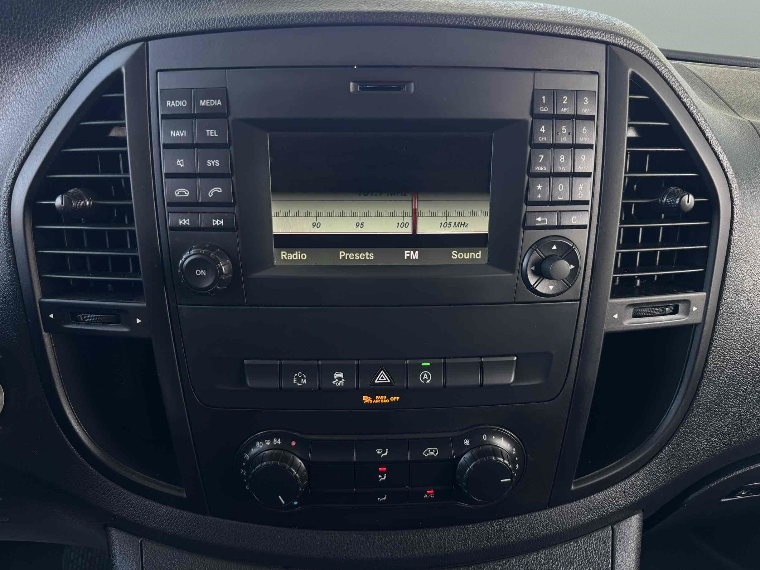 Used 2019 Mercedes-Benz Metris image 13