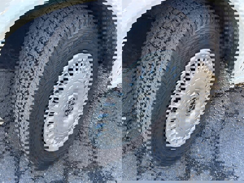 Used 2000 Volkswagen Eurovan MV image 32