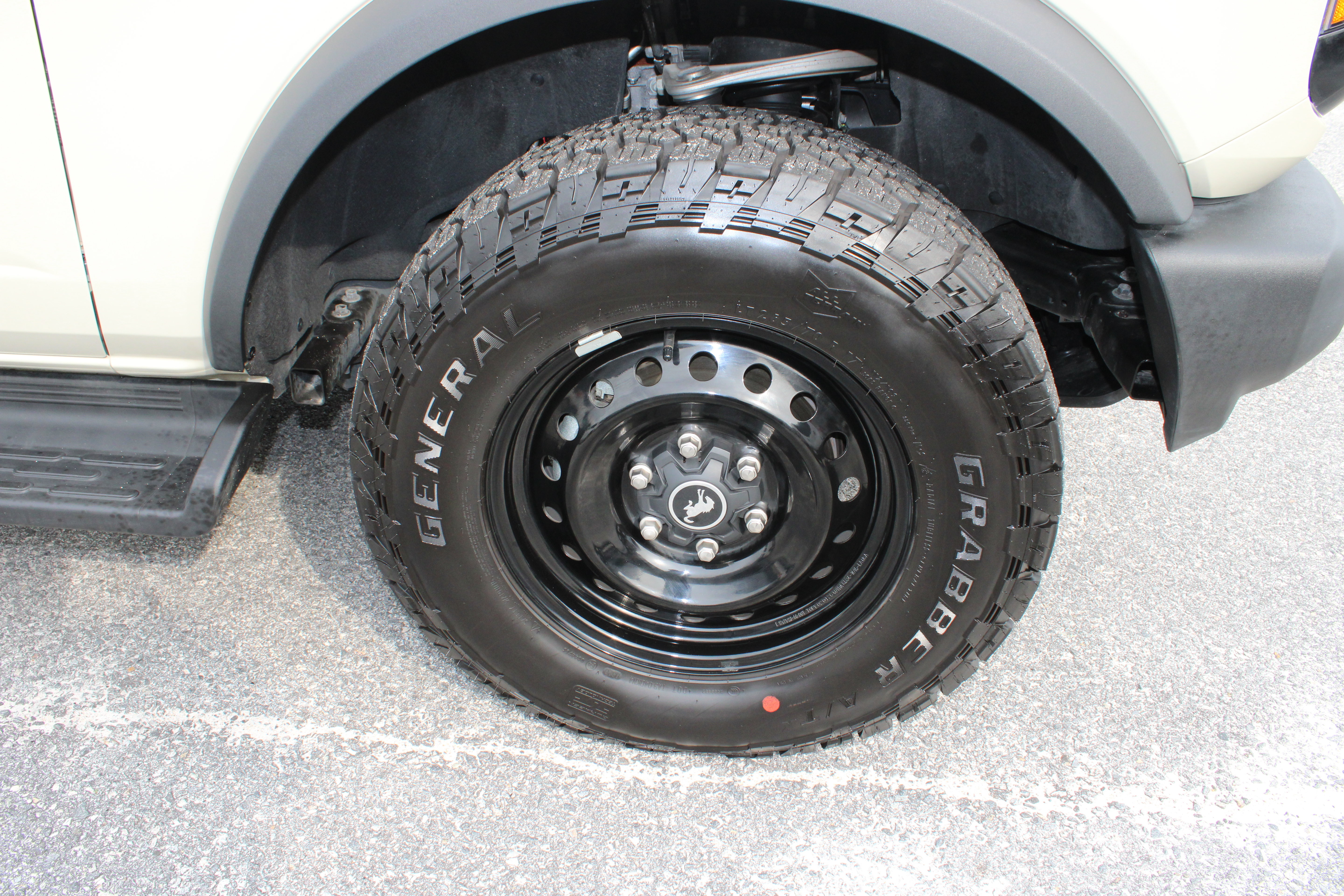 Used 2026 Ford Bronco Outer Banks AWD/4WD image 10