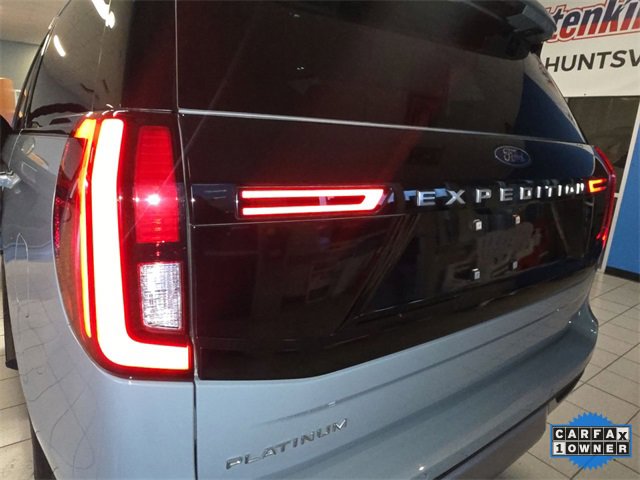 Used 2025 Ford Expedition Platinum image 30