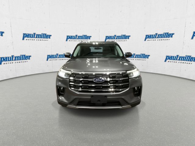 Used 2026 Ford Explorer Active w/ Active Comfort Package image 3