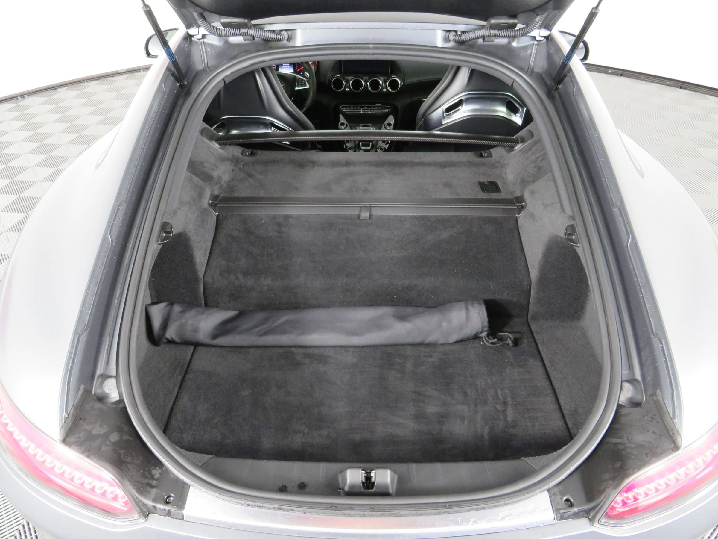 Used 2016 Mercedes-Benz AMG GT S image 28