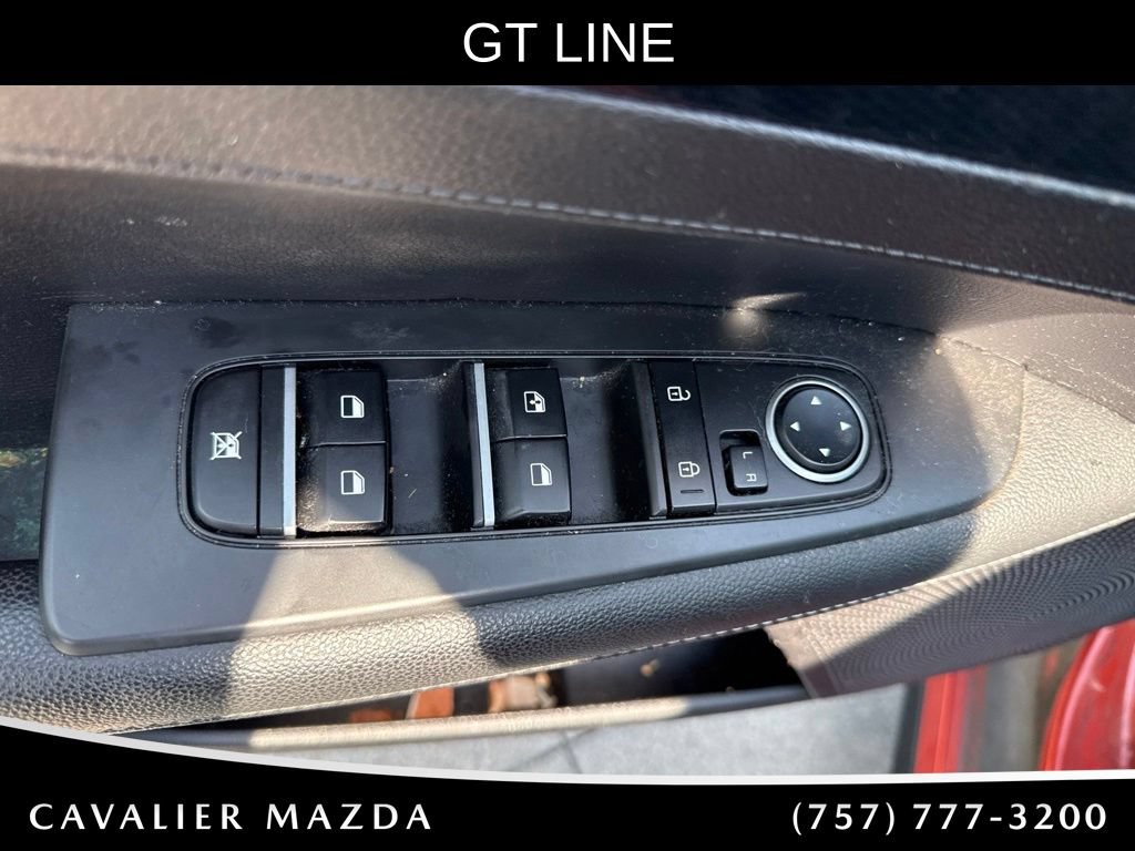 Used 2022 Kia Forte GT-Line w/ GT-Line Premium Package FWD image 12