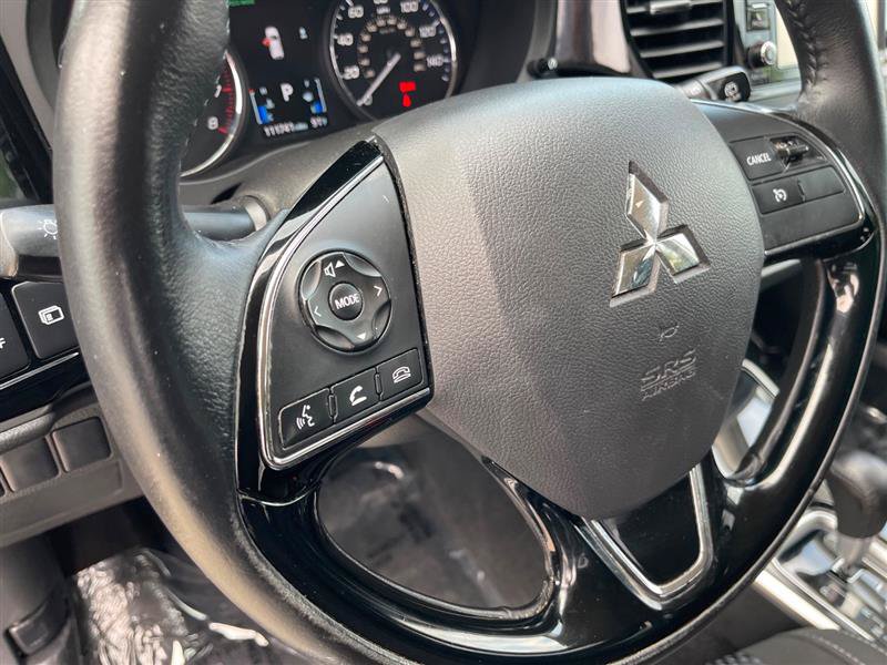 Used 2017 Mitsubishi Outlander ES AWD/4WD image 18