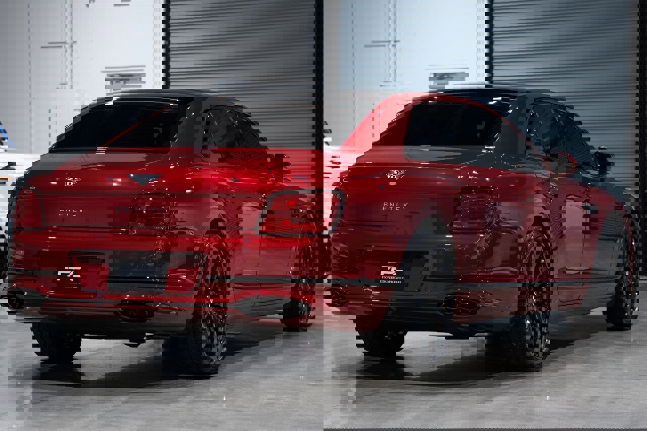 Used 2022 Bentley Flying Spur V8 image 13