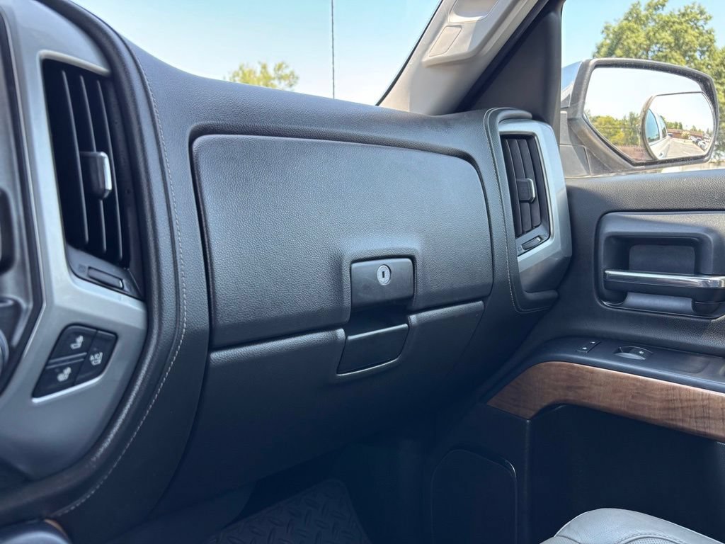 Used 2015 Chevrolet Silverado 1500 LTZ AWD/4WD image 41