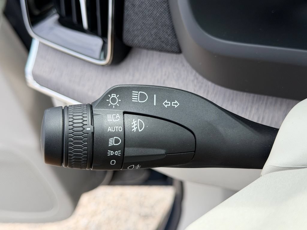 New 2026 Volvo XC90 B6 Ultra w/ Protection Package Premier AWD/4WD image 30