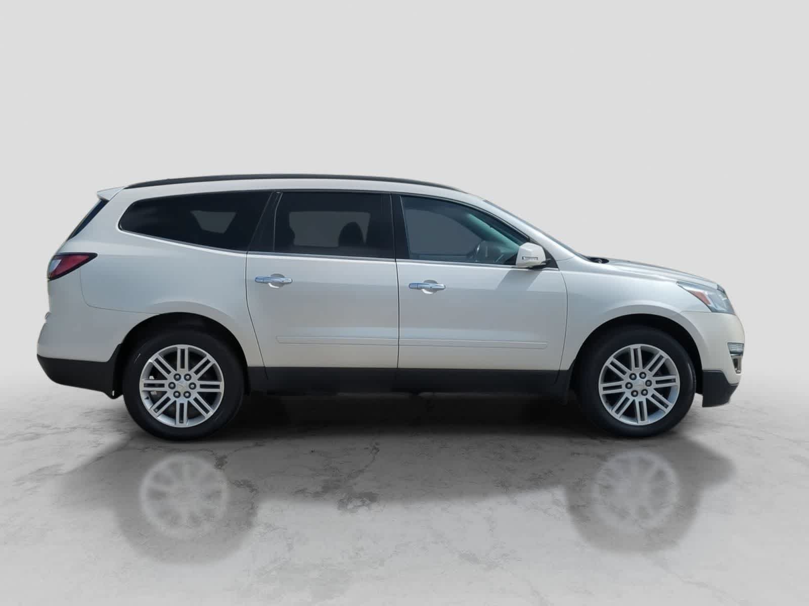 Used 2015 Chevrolet Traverse LT AWD/4WD image 9