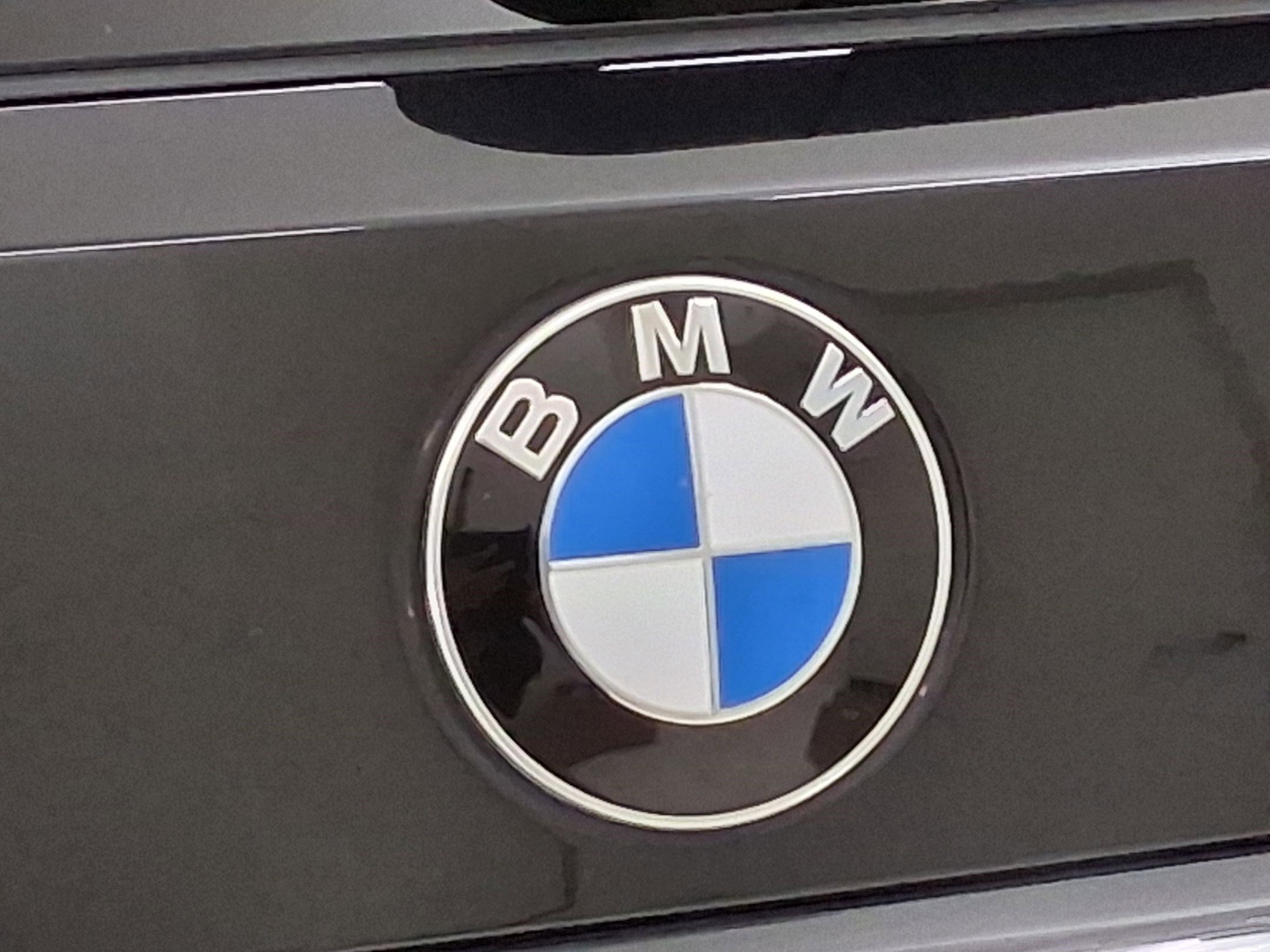 Certified 2023 BMW X7 xDrive40i w/ M Sport Package AWD/4WD image 21