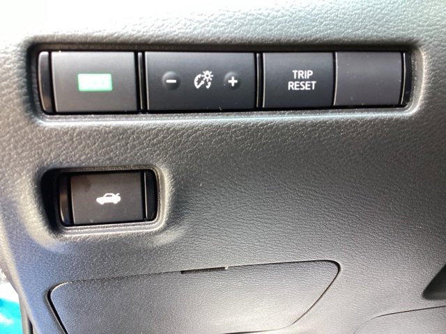 Used 2024 Nissan Sentra SV image 11