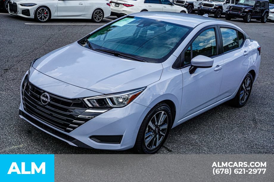 Used 2024 Nissan Versa SV FWD image 14