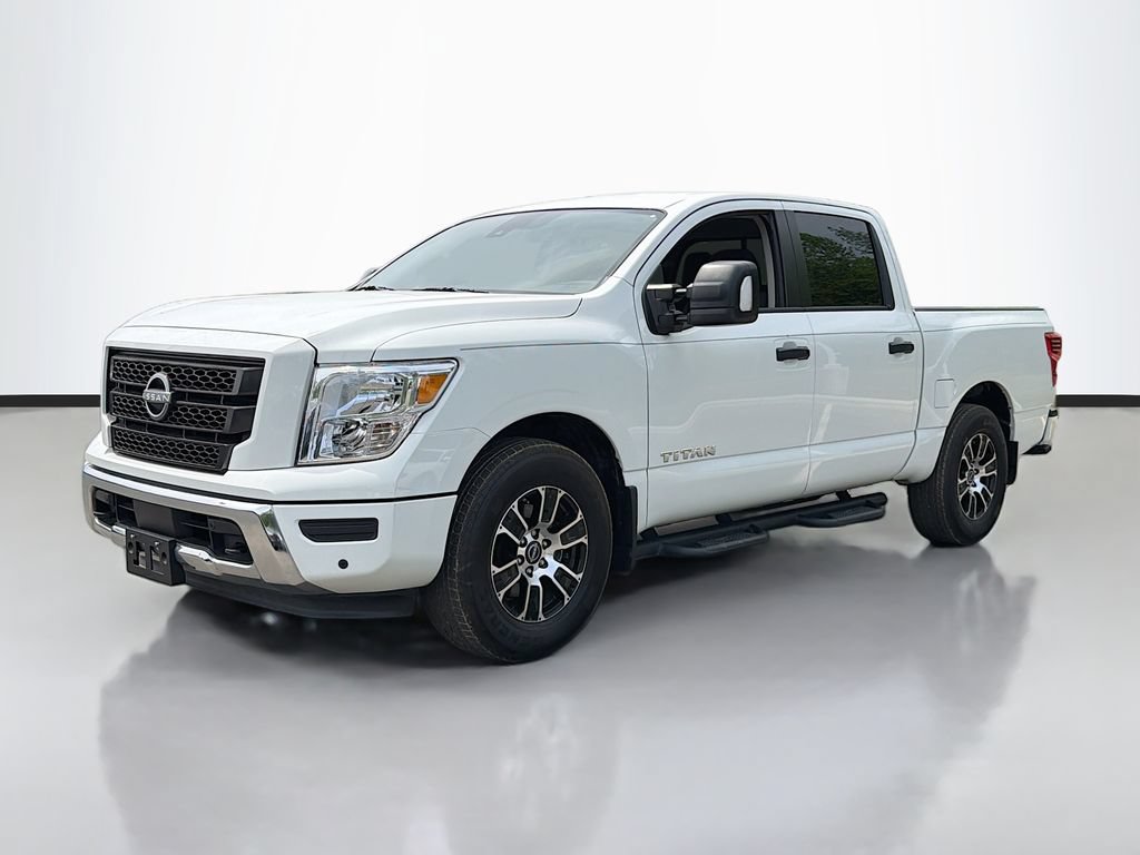 Certified 2024 Nissan Titan SV w/ SV Convenience Package RWD image 2