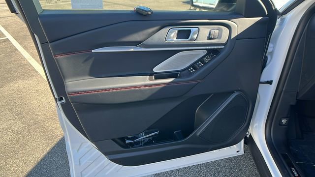 New 2026 Ford Explorer ST w/ Sun And Sound Package image 13